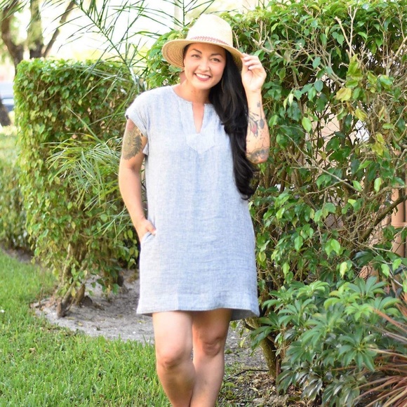 The House Of Gentry Dresses & Skirts - 1️⃣ Medium Left! • Striped Linen Dress